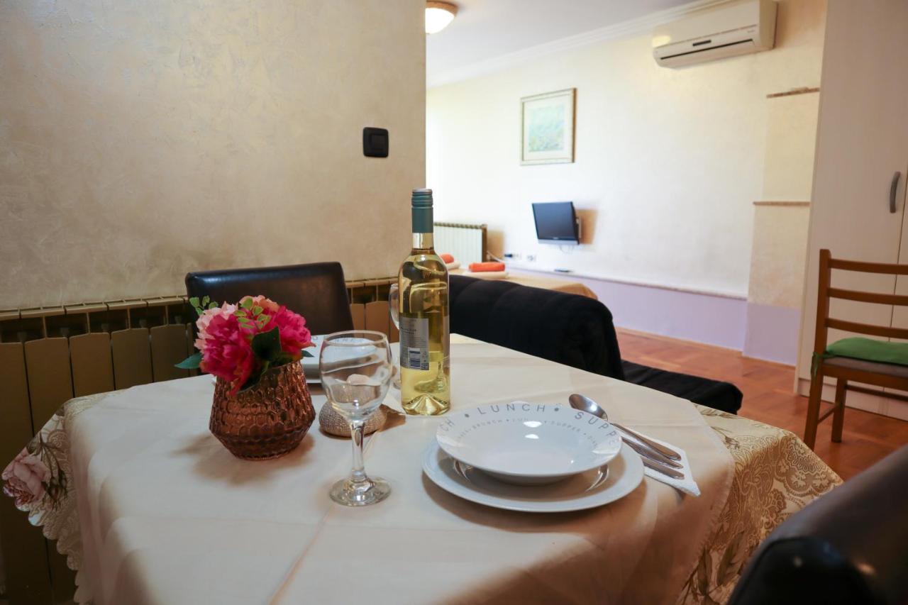 Apartments Okuka Сплит Экстерьер фото