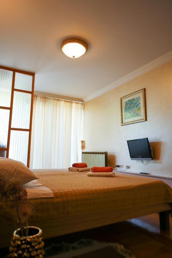 Apartments Okuka Сплит Экстерьер фото