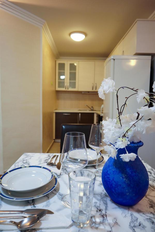 Apartments Okuka Сплит Экстерьер фото